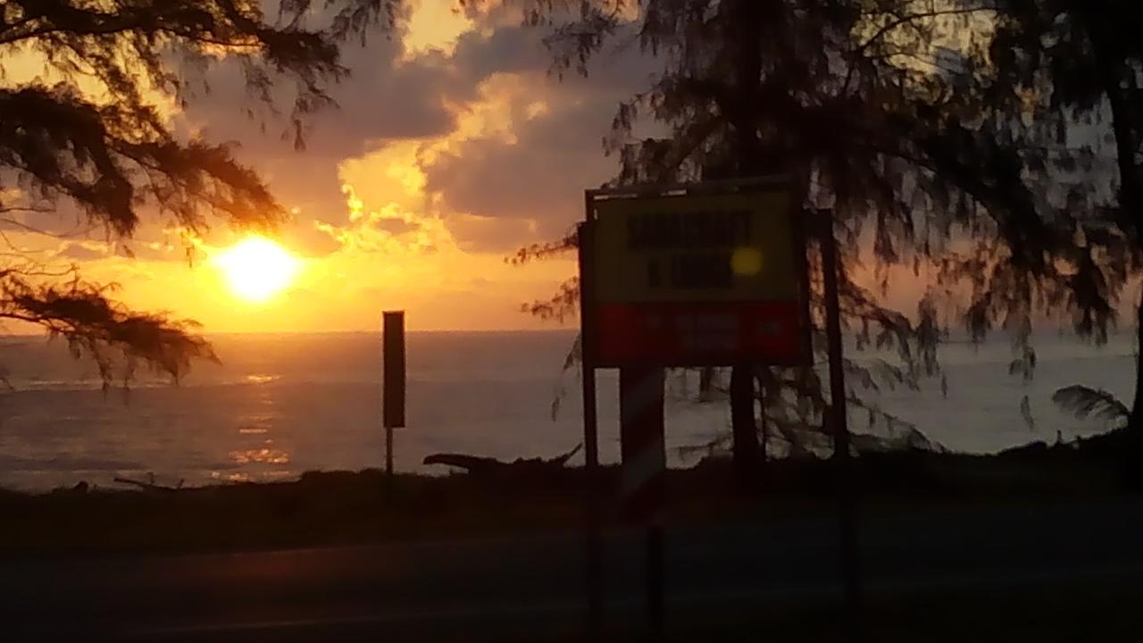 Saba Lodge Dungun Exteriér fotografie